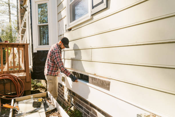 Top rated local Emergency Siding Repair specialists in Hydes, MD
